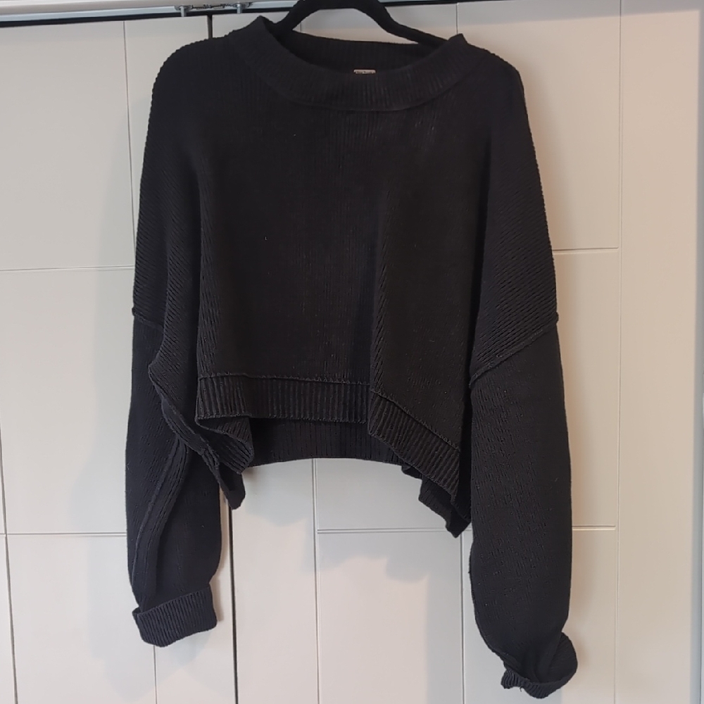 Free People Black Cropped Sweater